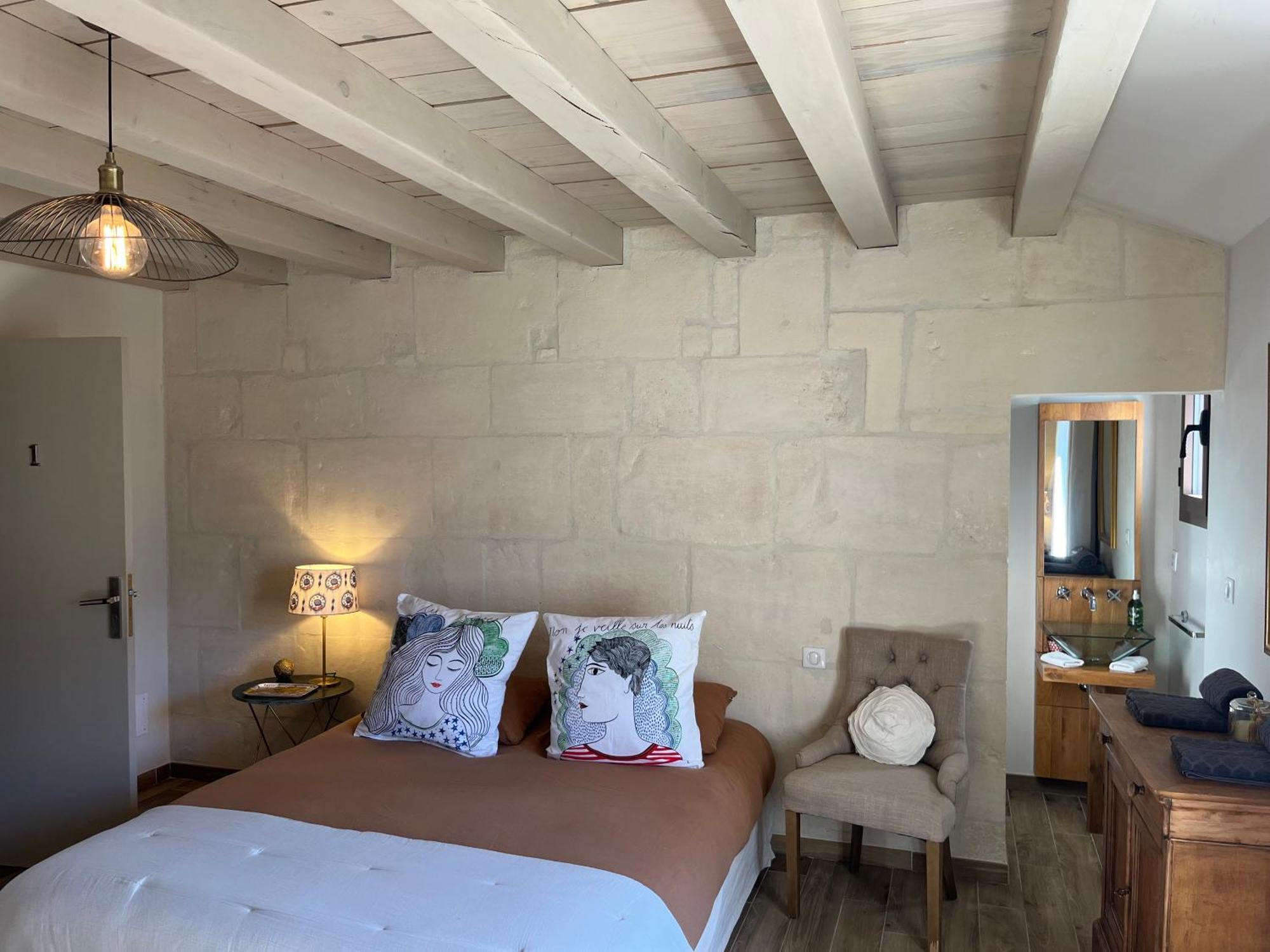 Les Maisons De פונויל מראה חיצוני תמונה